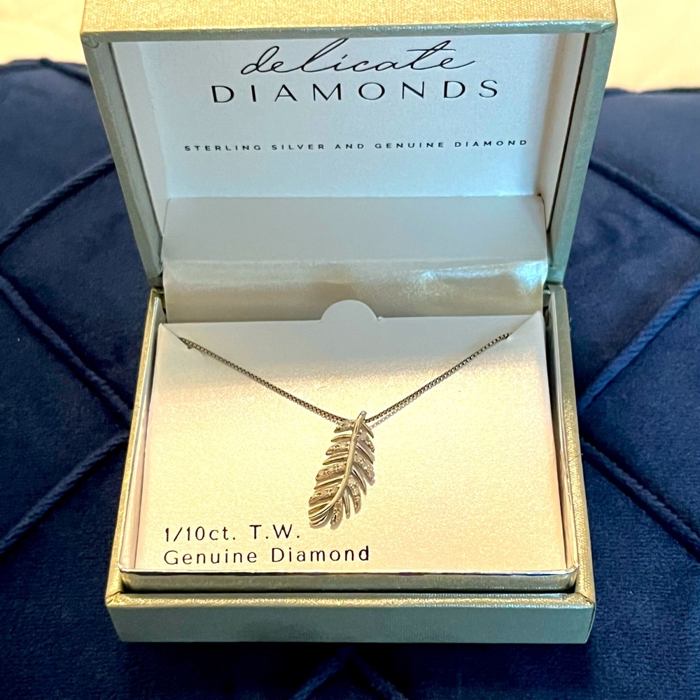 Sterling Silver 1/10 Carat T.W. Palm Leaf Pendant and Chain
